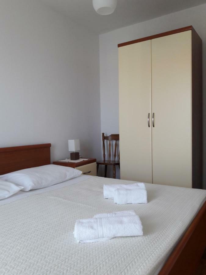 Apartments Merica Новаля Екстериор снимка